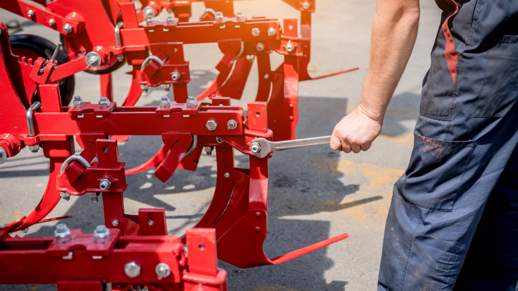RED SEAL Agricultural Equipment Technician Program